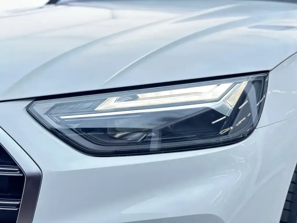 Audi Q5L 2022 из CN, фото 3