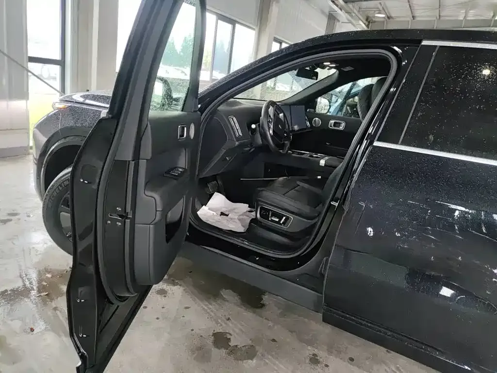 Li Auto L8 2024 из CN, фото 6