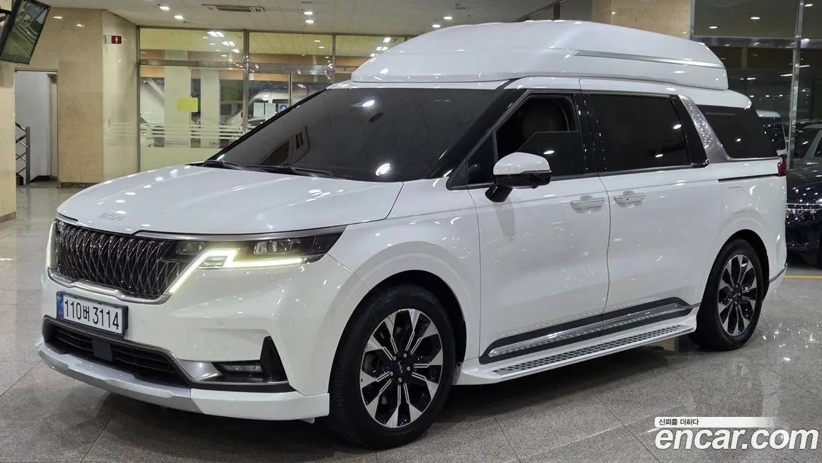 Kia Carnival — фото 1