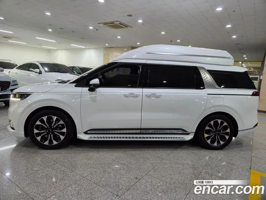 Kia Carnival — фото 10