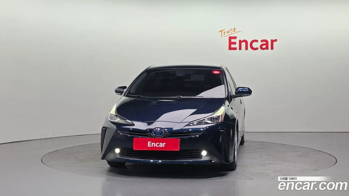 Toyota Prius — фото 4
