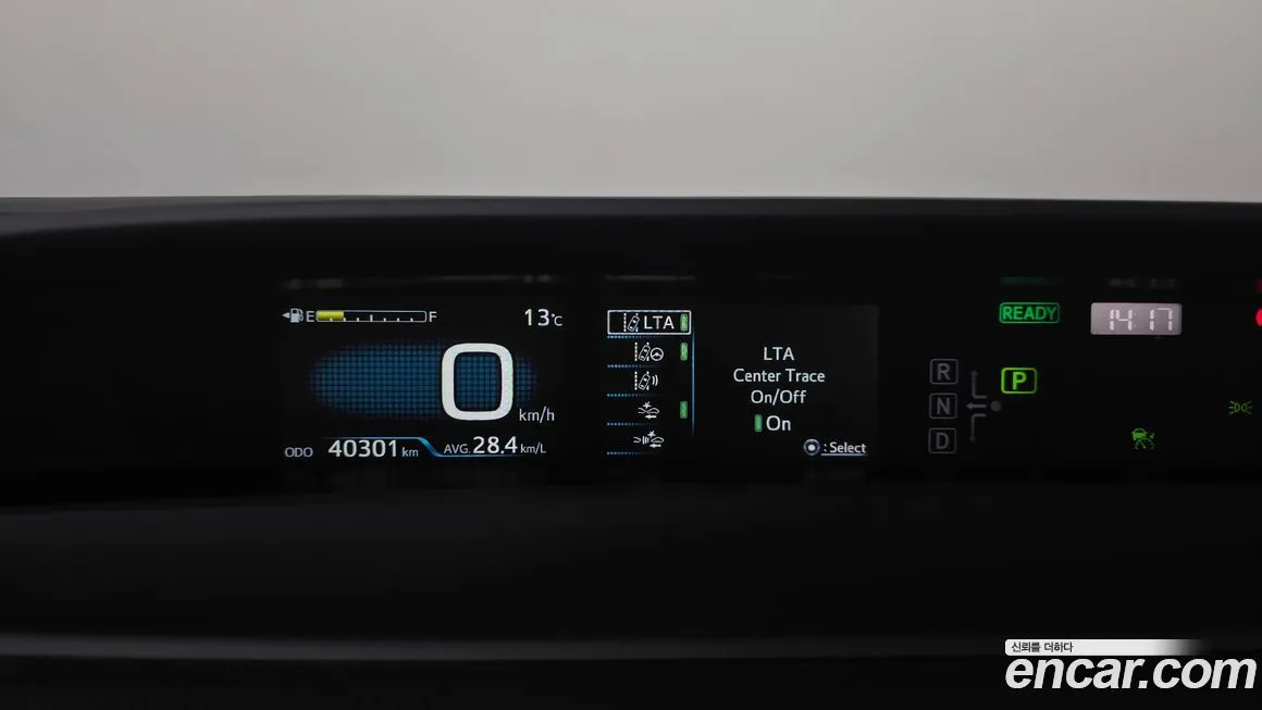 Toyota Prius — фото 9