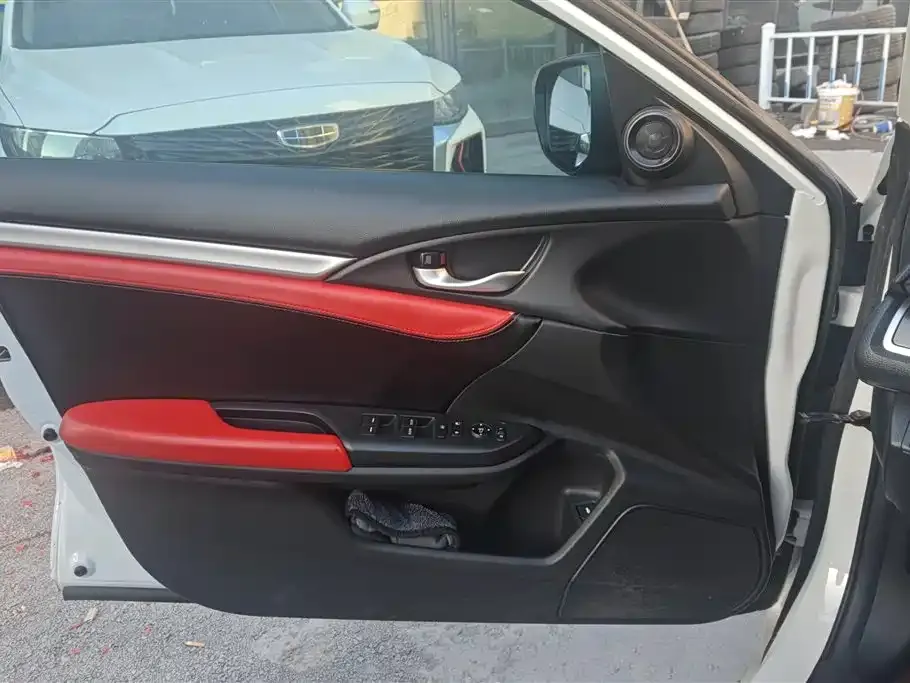 Honda Civic 2022 из CN, фото 8