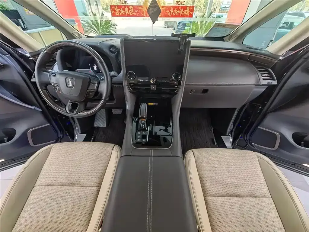 Toyota Vellfire 2024 из CN, фото 9