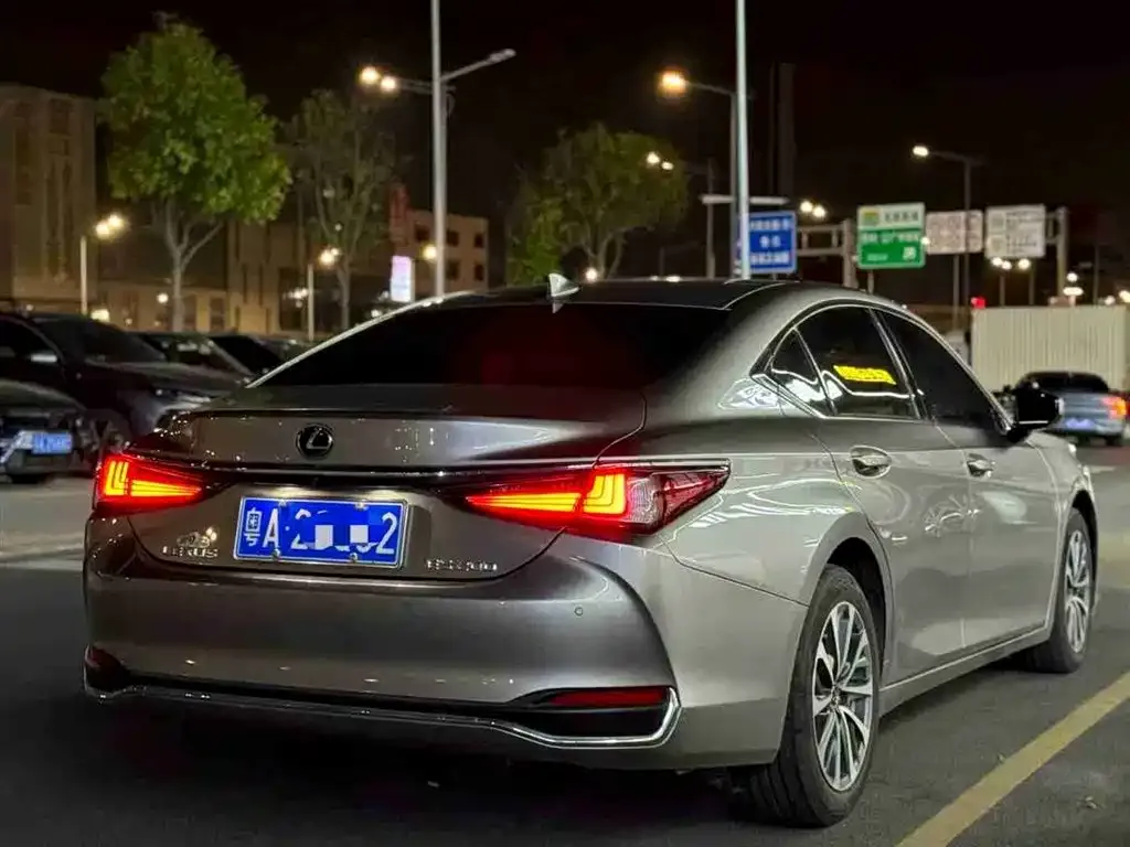 Lexus ES 2022 из CN, фото 5