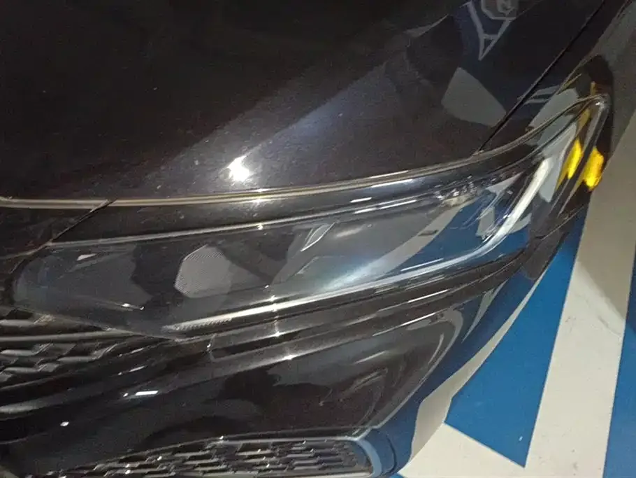 Volkswagen Passat — фото 10