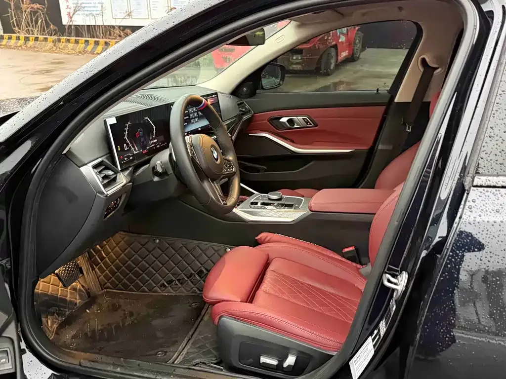 BMW 3 Series 2023 из CN, фото 3