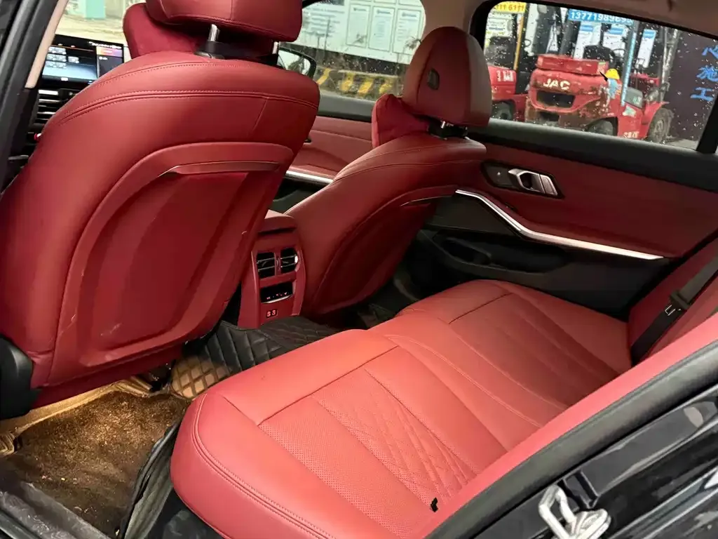 BMW 3 Series 2023 из CN, фото 5