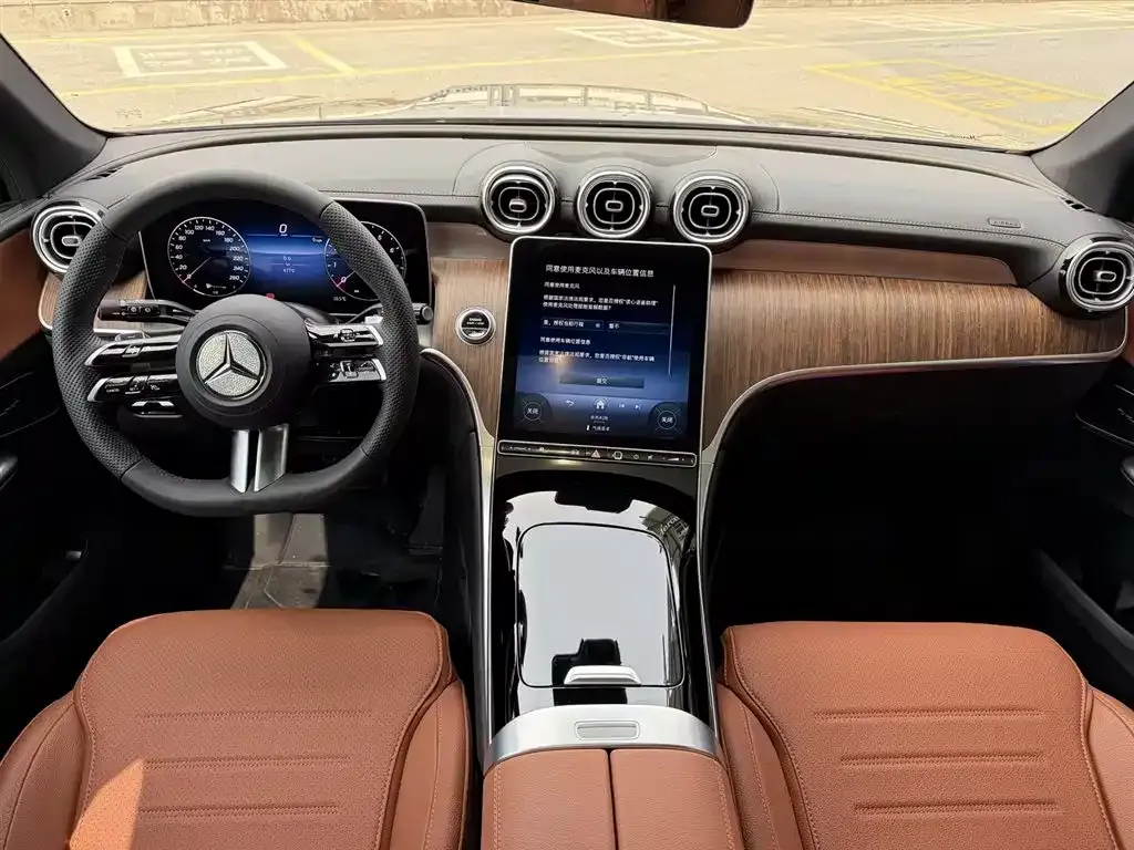 Mercedes-Benz GLC 2025 из CN, фото 4