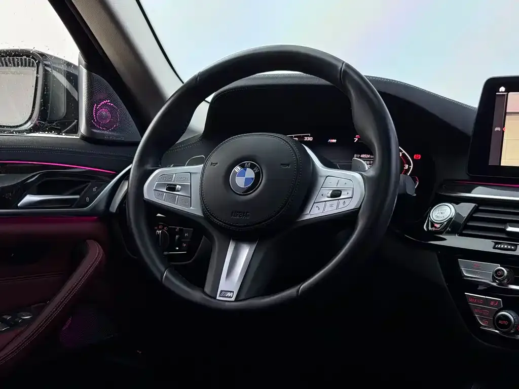 BMW 5 Series — фото 2