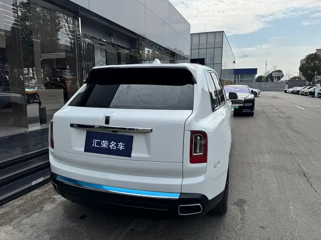 Rolls-Royce Cullinan 2021 из CN, фото 6
