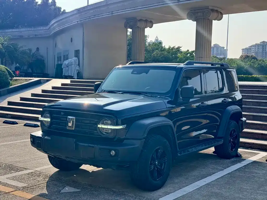 Tank 300