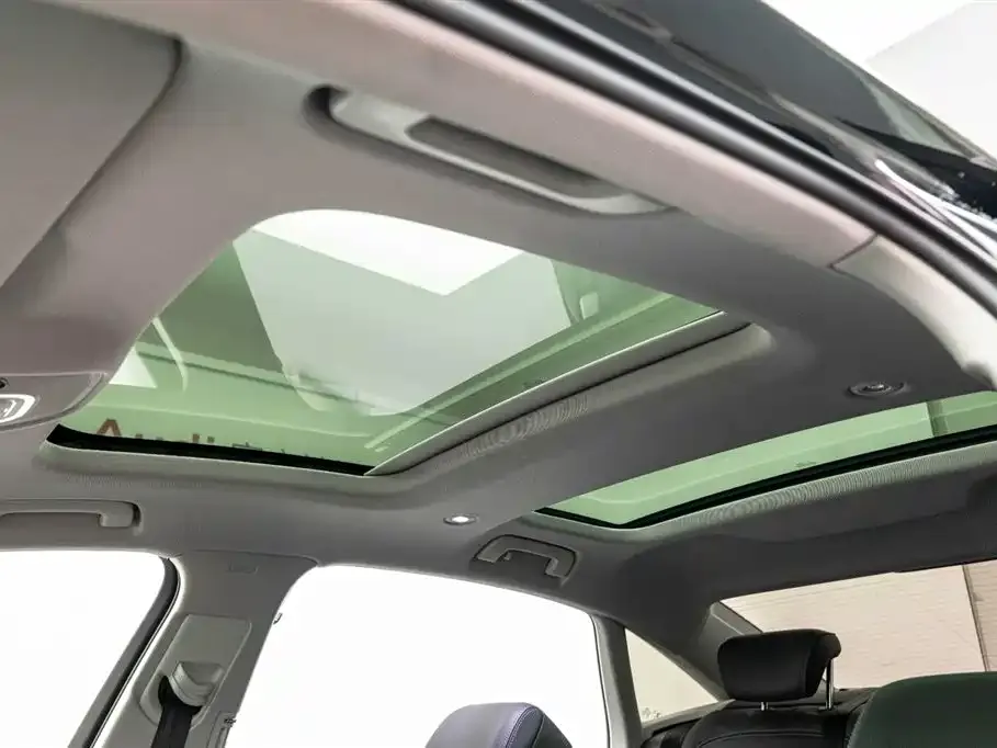 Audi A6L 2023 из CN, фото 3