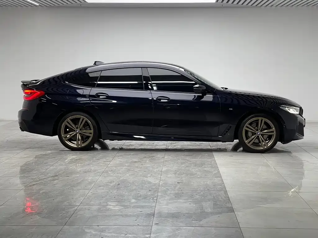 BMW 6 Series GT — фото 10