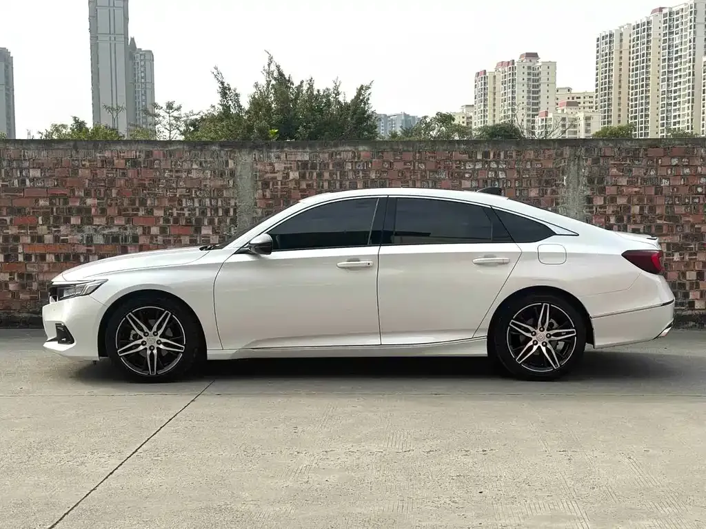 Honda Accord 2023 из CN, фото 3