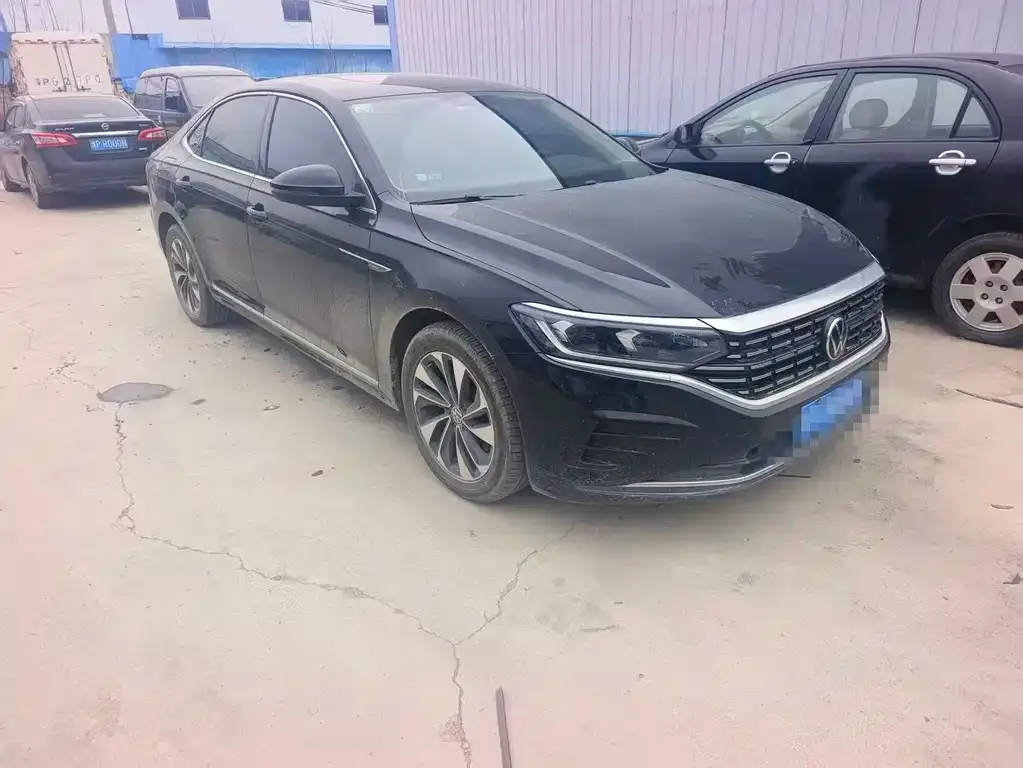 Volkswagen Passat — фото 7