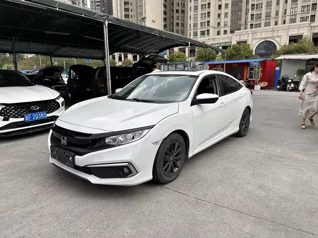 Honda Civic — фото 9