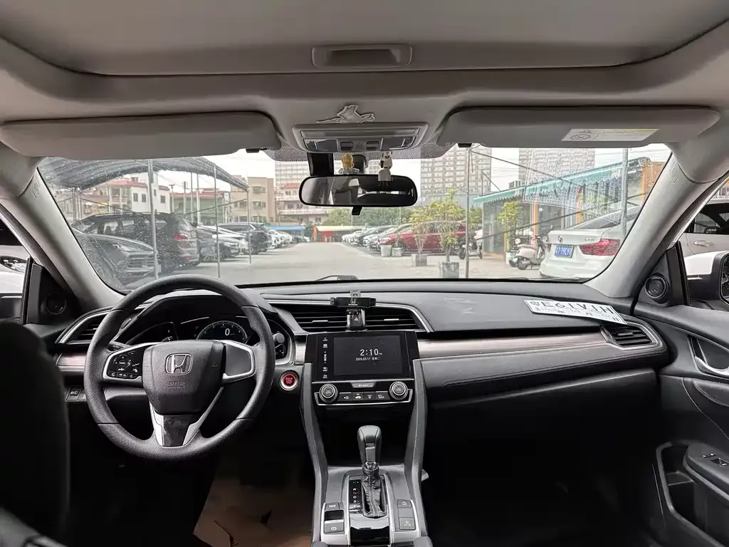 Honda Civic — фото 6