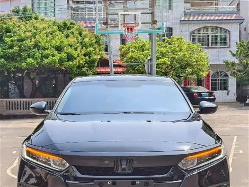 Honda Accord — фото 4