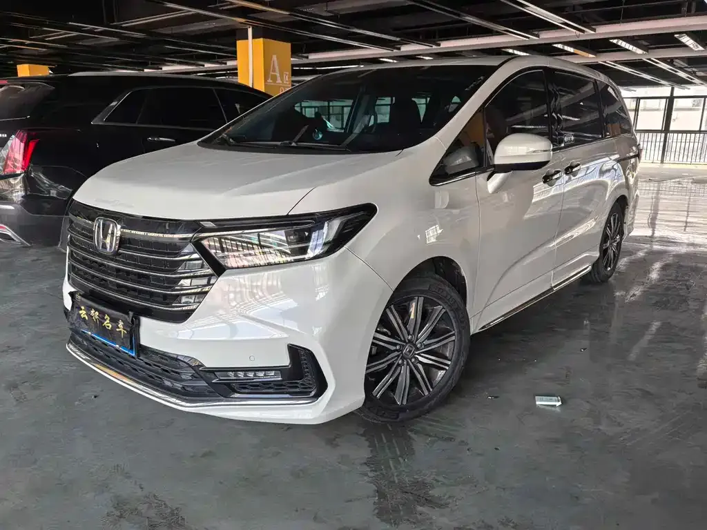 Honda Odyssey 2023 из CN, фото 1