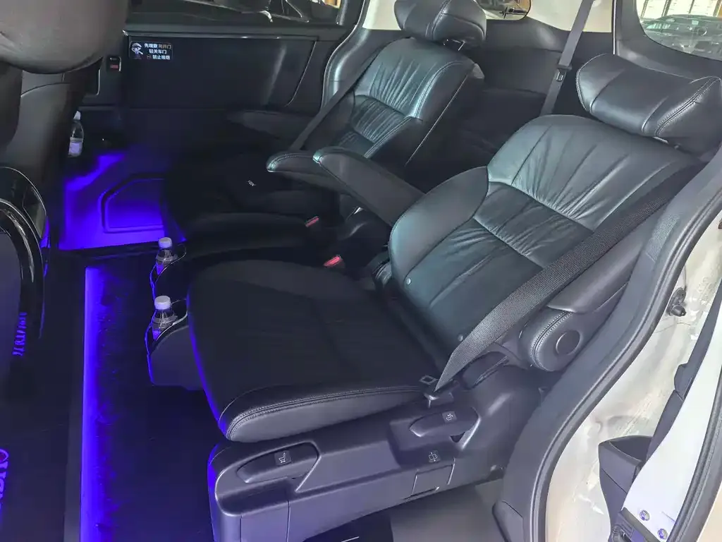 Honda Odyssey 2023 из CN, фото 6