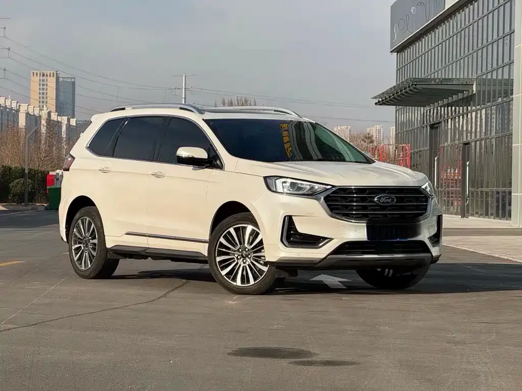 Ford Edge 2023 из CN, фото 5
