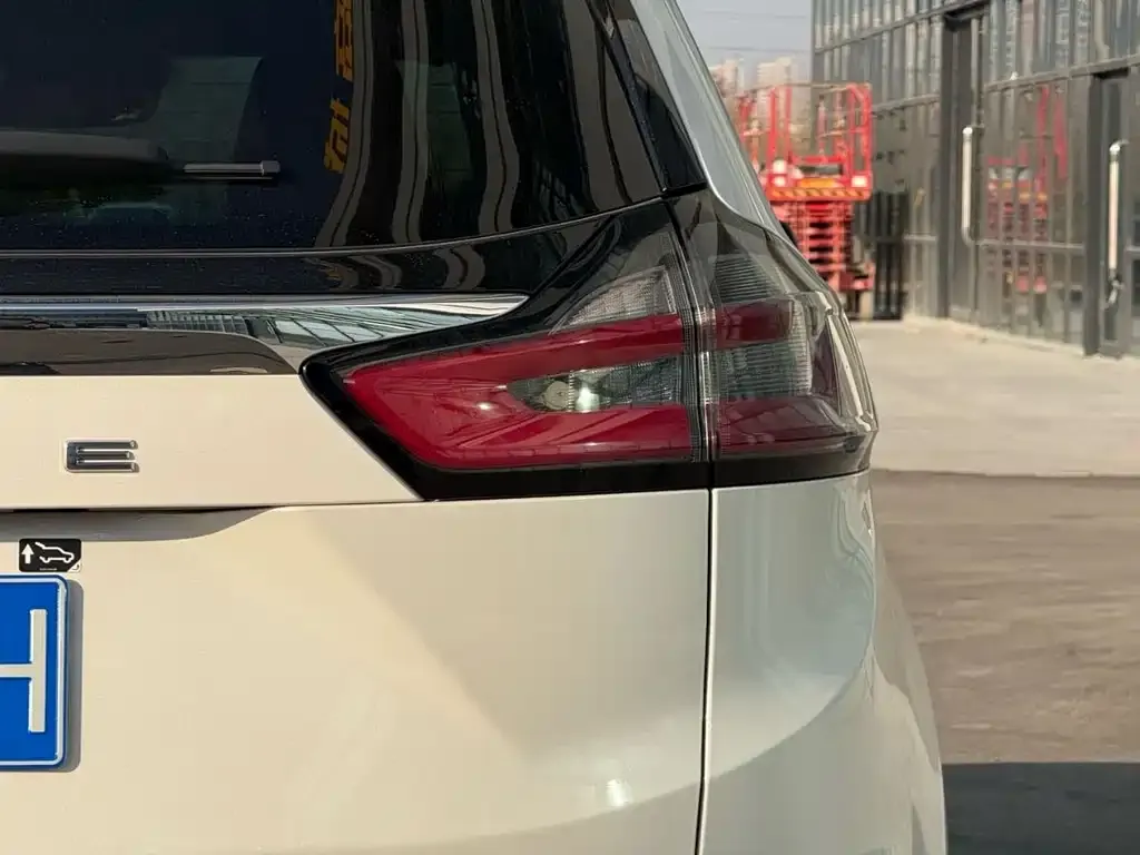 Ford Edge 2023 из CN, фото 9