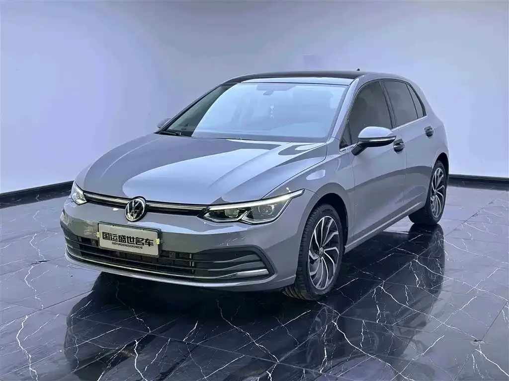 Volkswagen Golf 2023 из CN, фото 1