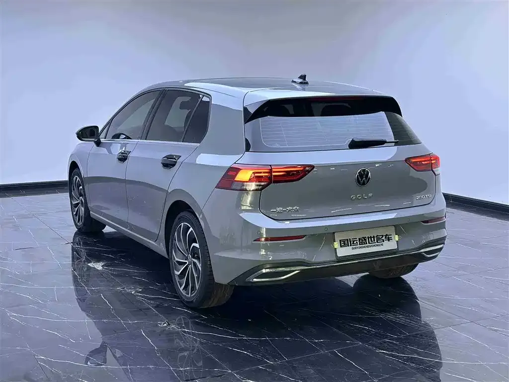 Volkswagen Golf 2023 из CN, фото 5
