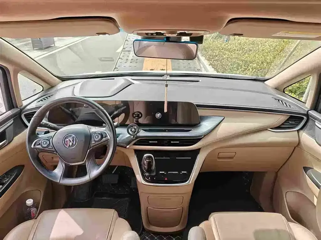 Buick GL8 2021 из CN, фото 3