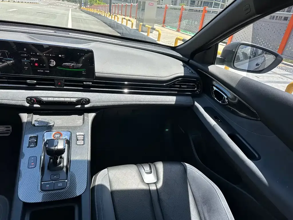 GAC Motor Shadow Leopard — фото 10