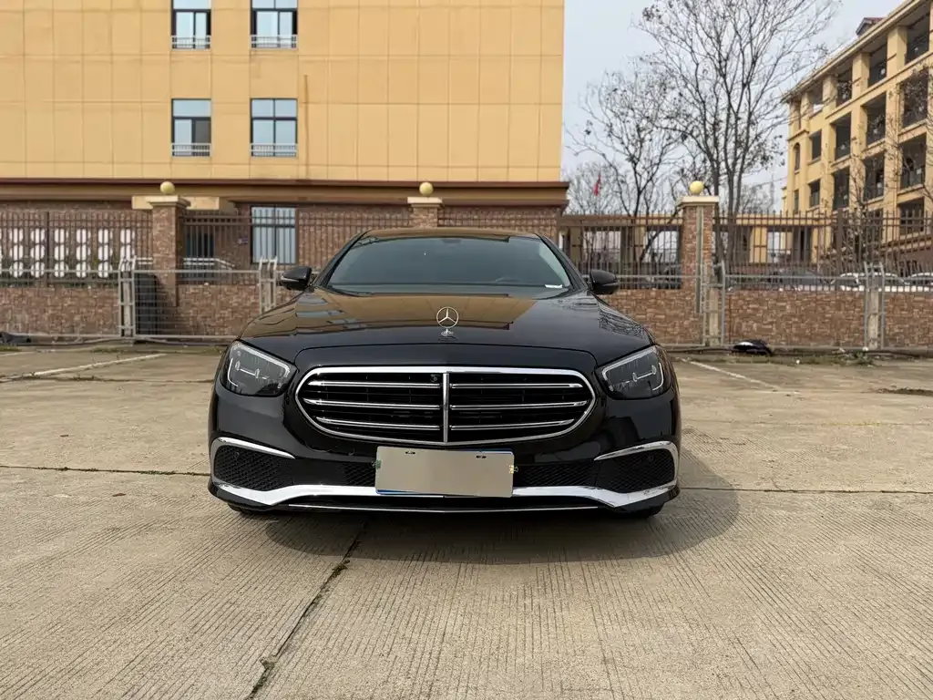 Mercedes-Benz E-Class 2022 из CN, фото 10