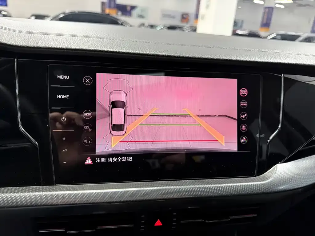 Volkswagen Passat New Energy — фото 9