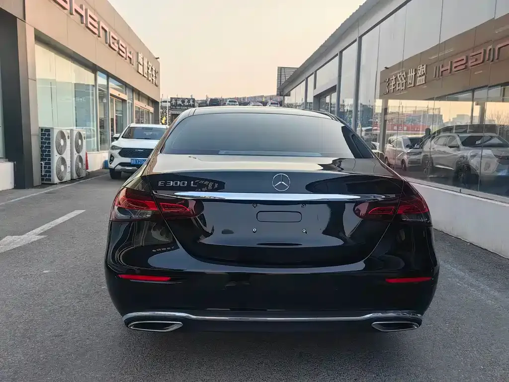 Mercedes-Benz E-Class 2023 из CN, фото 2