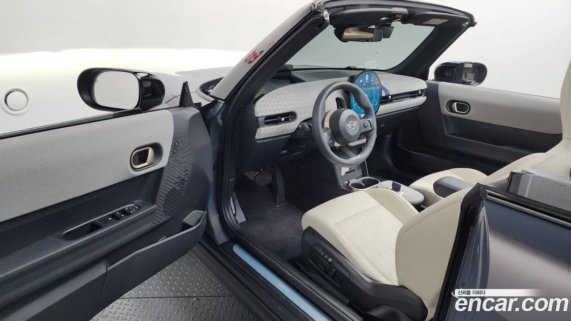 Mini Cooper Convertible 2025 из KR, фото 7
