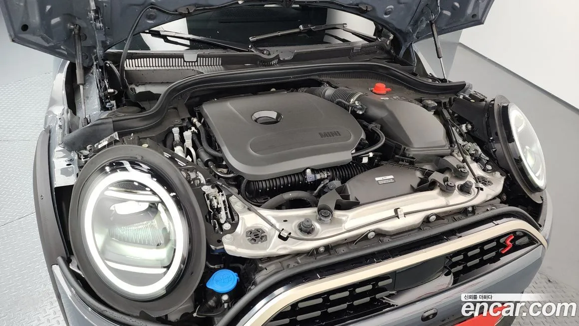 Mini Cooper Convertible 2025 из KR, фото 4