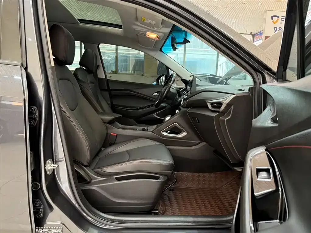 Chevrolet Volando 2023 из CN, фото 2