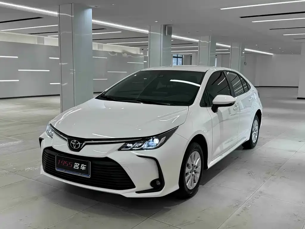 Toyota Corolla 2025 из CN, фото 1