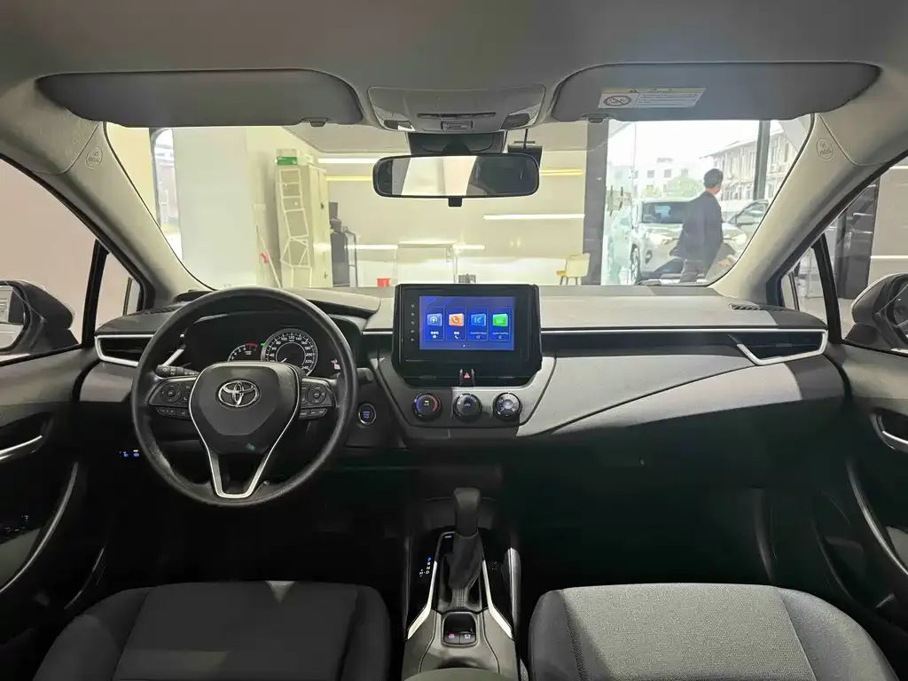 Toyota Corolla 2025 из CN, фото 7