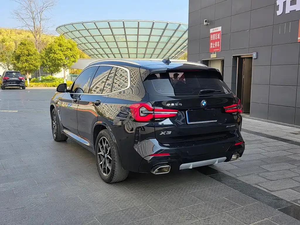 BMW X3 — фото 10