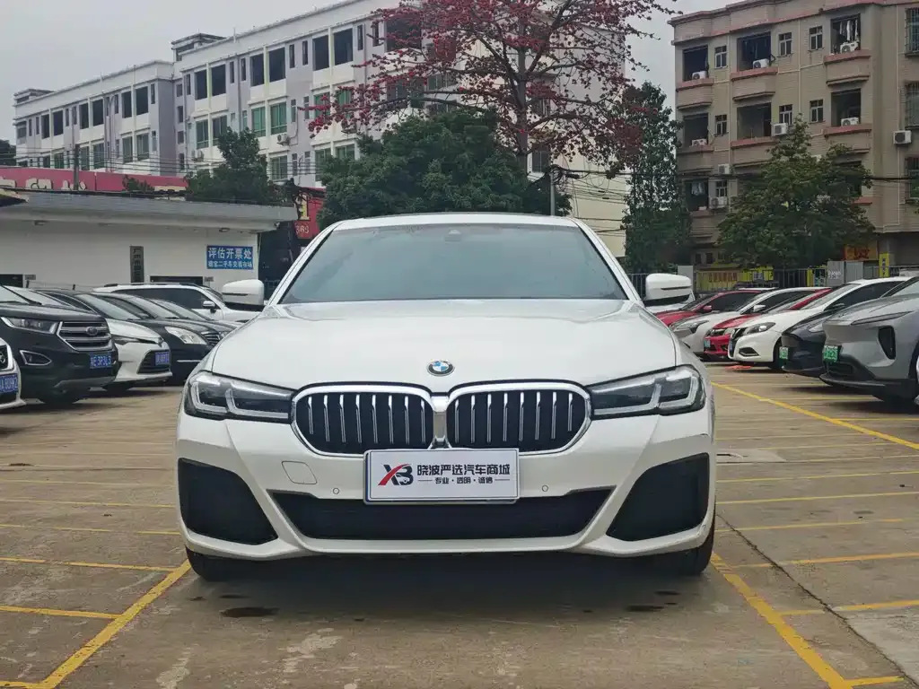 BMW 5 Series — фото 2