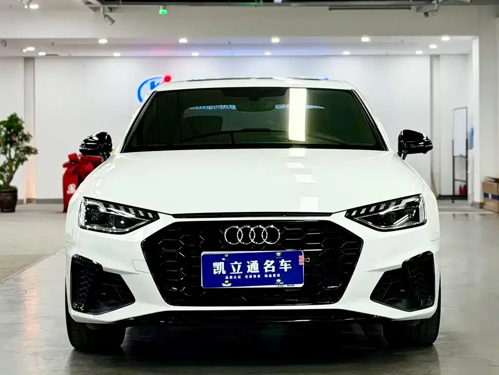 Audi A4L 2024 из CN, фото 5