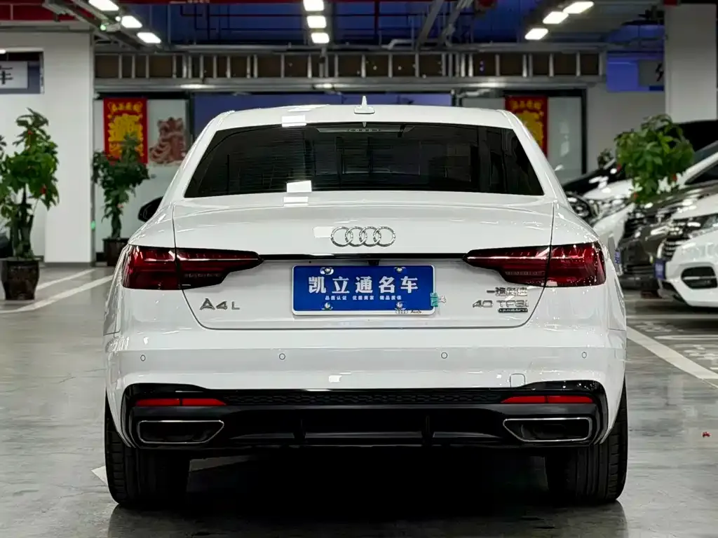 Audi A4L 2024 из CN, фото 9