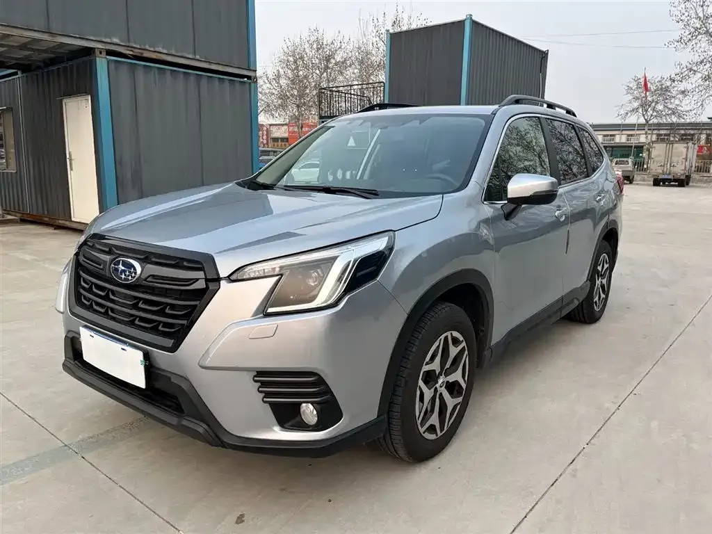 Subaru Forester 2023 из CN, фото 1