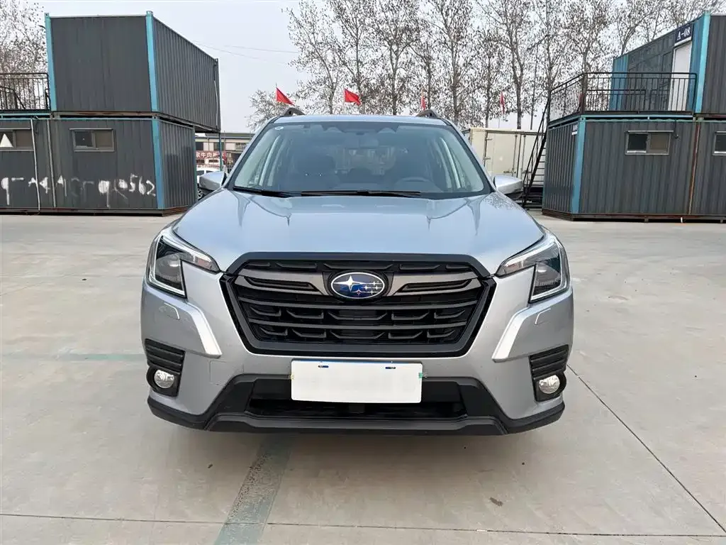 Subaru Forester 2023 из CN, фото 9