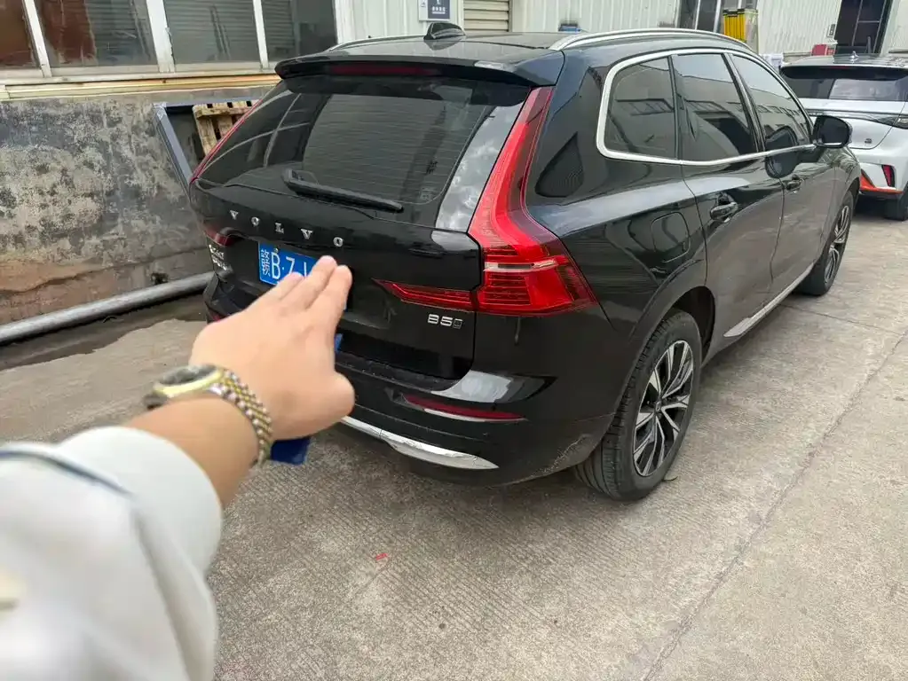 Volvo XC60 2024 из CN, фото 8