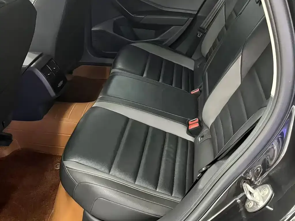 Volkswagen Sagitar 2022 из CN, фото 3