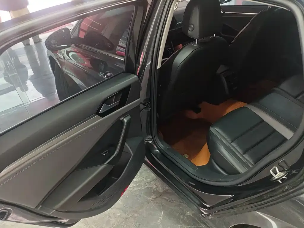 Volkswagen Sagitar 2022 из CN, фото 5