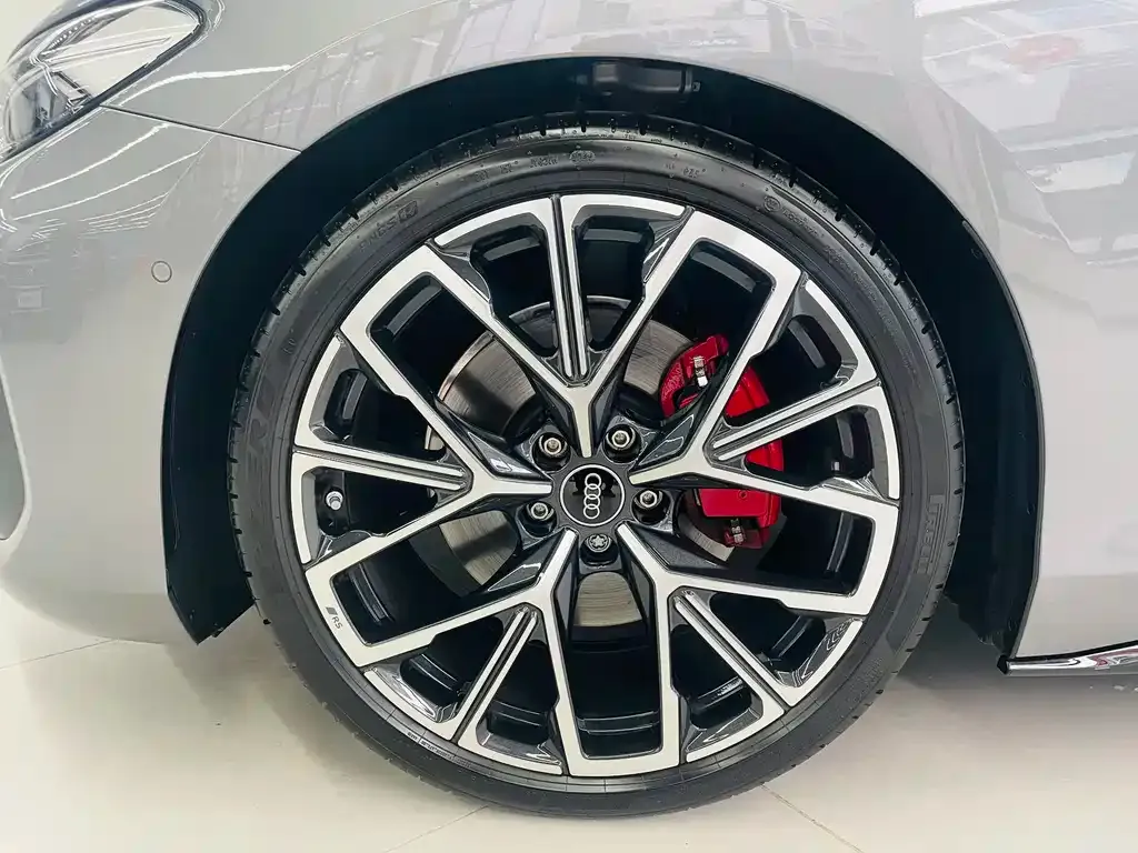 Audi A5L 2026 из CN, фото 7
