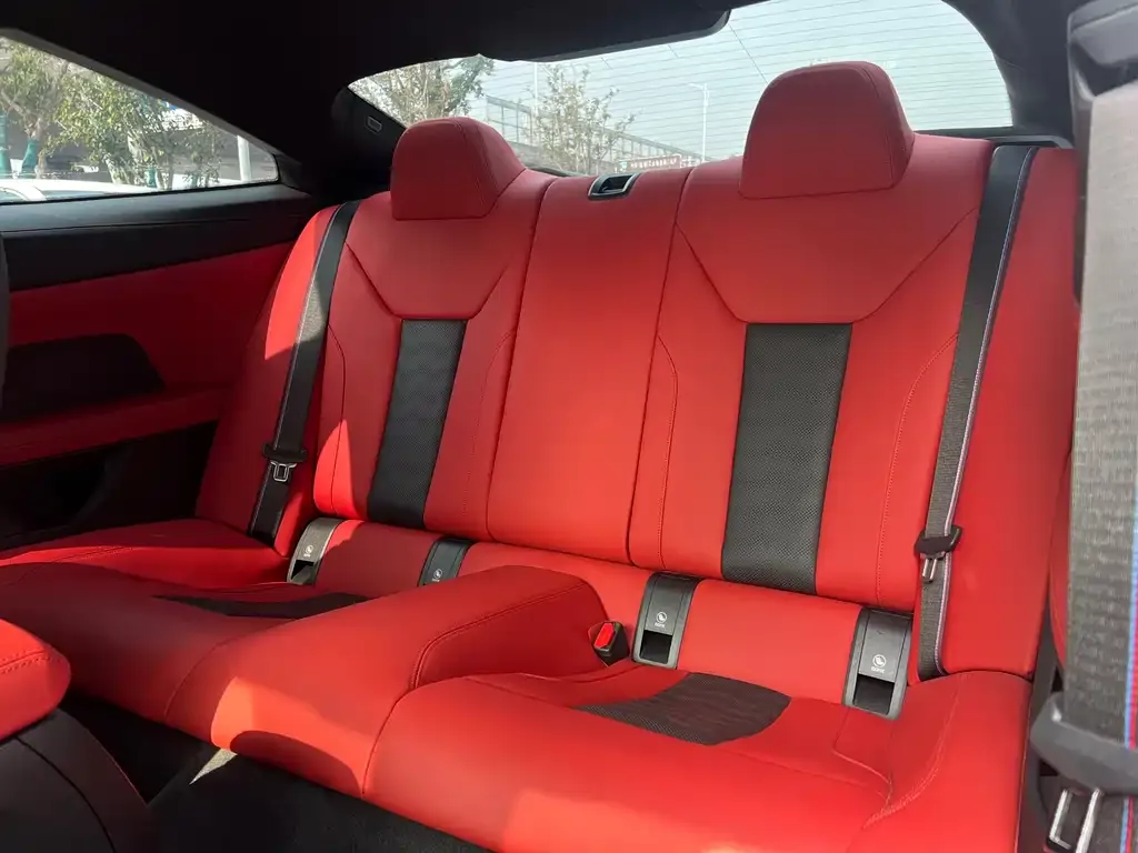 BMW M4 2025 из CN, фото 6